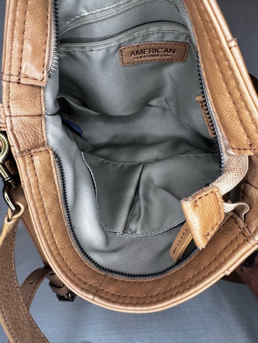 Vintage American Leather Co Crossbody Bag Brown Leather Purse Adjustable Strap - Picture 9 of 12